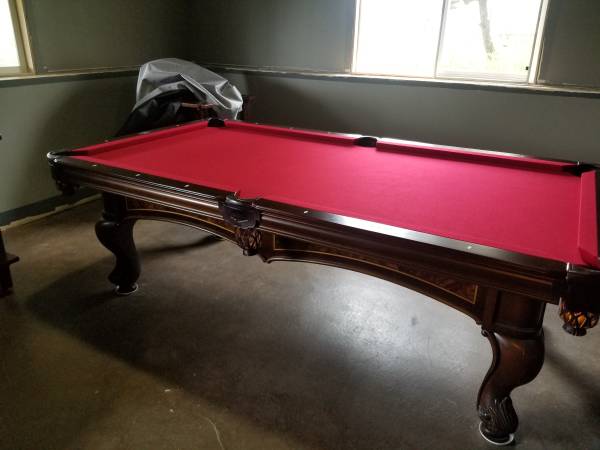 SOLO® - Walker - Brunswick Pool Table and Player Chairs-26
